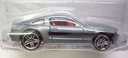 画像: MUSTANG MANIA 【2005 FORD MUSTANG GT】　LIGHT GRAY/PR5