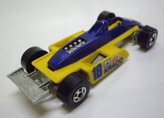 画像: LOOSE - PARK'N PLATES 【THUNDERSTREAK KRACO (2199)】BLUE-YELLOW/BW  (BLUE PLATE)