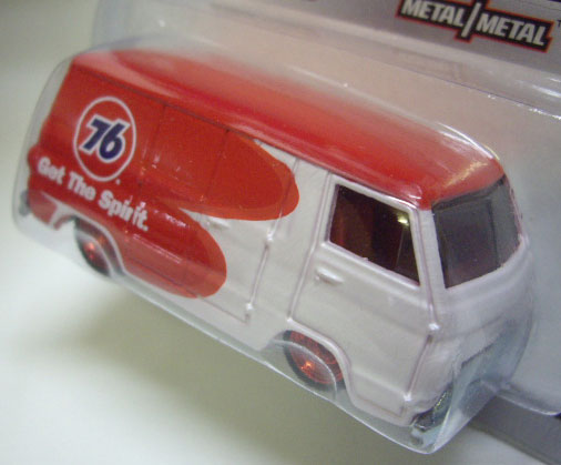 画像: 2010 HOT WHEELS DELIVERY 【'66 DODGE A100】　WHITE-RED/RR