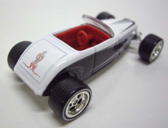 画像: LOOSE - LARRY'S GARAGE 21CAR SET 【'33 FORD ROADSTER】　WHITE-BLACK/RR (CHASE)