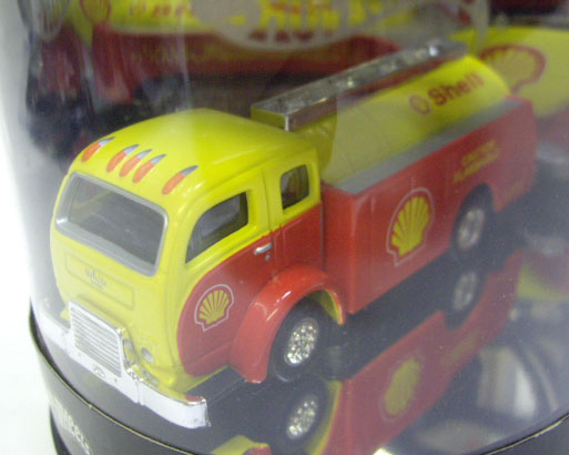 画像: SHOW CASE 【WHITE TANK TRUCK】　YELLOW-LIGHT RED/RR (1/15,000)