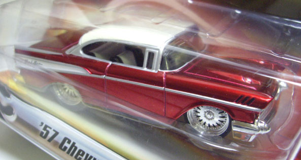 画像: 2007 1/50 CUSTOM CLASSICS 【'57 CHEVY BEL AIR】　MET.RED/RR