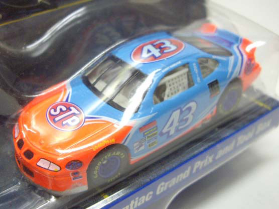 画像: 1998 HOT WHEELS PRO RACING PIT CREW 【TEAM STP BOBBY HAMILTON/PONTIAC GRAND PRIX and TOOL BOX】　LT.BLUE/RR