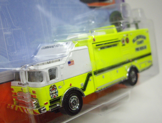 画像: 2011 REAL WORKING RIGS 【E-ONE MOBILE COMMAND】 NEON YELLOW