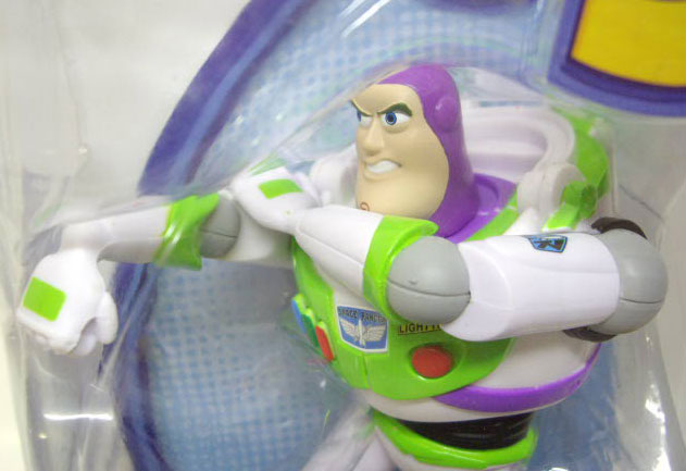 画像: TOY STORY 3 【FIGURES - DEFENDER BUZZ LIGHTYEAR (R8626/T0473)】