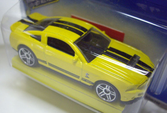 画像: 【'10 FORD SHELBY GT500】　YELLOW/PR5   (WALMART EXCLUSIVE キーチェーン付）