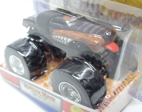 画像: 2011 MONSTER JAM INSIDE TATTOO 【MONSTER MUTT ROTT WEILER】 BROWN (1ST EDITIONS 2011)