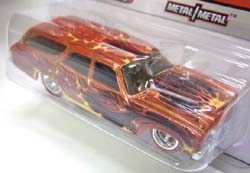 画像: WAYNE'S GARAGE CHASE 【'70 CHEVELLE SS WAGON】　MET.ORANGE/RR (サイン付き）