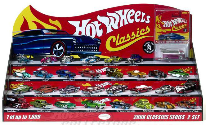 画像: 2006 RLC EXCLUSIVE 【CLASSICS SERIES 2 30CAR SET with PINK VW DRAG TRUCK】　アクリル?のディスプレイ・ケース付き　