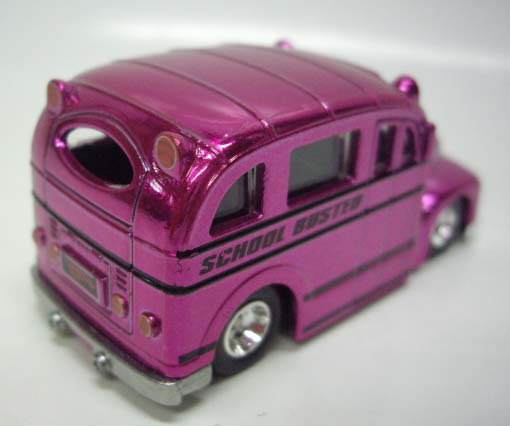 画像: 2009 WAL-MART EXCLUSIVE CLASSICS 30CAR SET (バラシ) 【SCHOOL BUSTED】　SPEC.PINK/RR (CHASE)