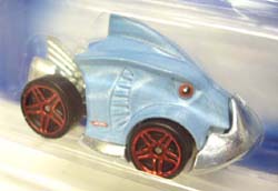 画像: 2010 COLOR SHIFTERS CREATURES 2PACK 【PARANHA TERROR / SUPER STINGER】　