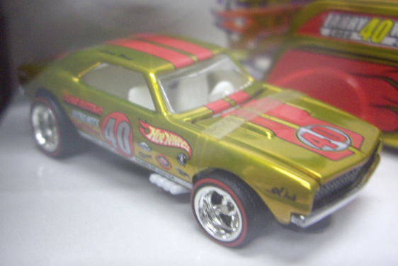 画像: 2009 CUSTOM CAR SHOW JAPAN 【"LARRY WOOD'S 40TH ANNIVERSARY" '67 CAMARO/ DECO DELIVERY】　GOLD/RR with DINNER STICKER(限定500セット）