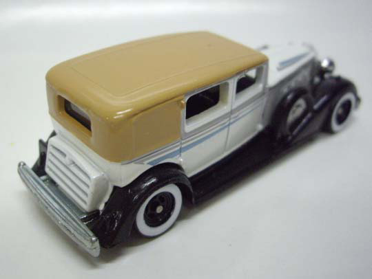 画像: LOOSE - LARRY'S GARAGE 21CAR SET 【CLASSIC PACKARD】　WHITE/RR (CHASE)