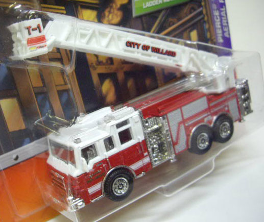 画像: REAL WORKING RIGS 【PIERCE VELOCITY AERIAL FIRE TRUCK】 RED