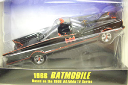 画像: 1/50 BATMOBILE SERIES 2 【1966 BATMOBILE】　BLACK/RR (BATBOAT用トレーラーヒッチ付き）