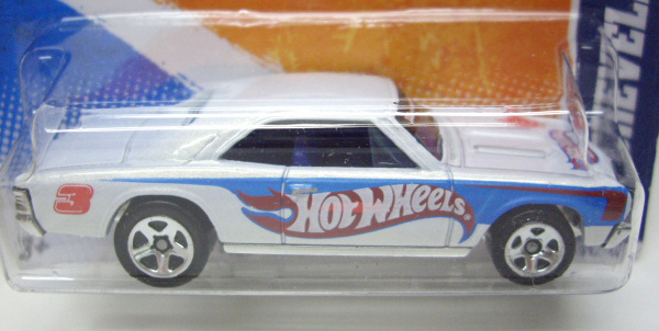 画像: 【'67 CHEVELLE SS 396】　WHITE/5SP (WALMART EXCLUSIVE WINDSHIELD HW TAMPO)